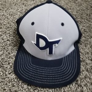 DT hat